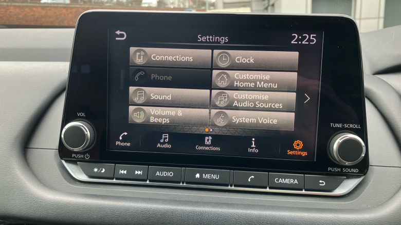 Nissan Qashqai 1.3 DiG-T MH Acenta Premium 5dr Petrol Hatchback